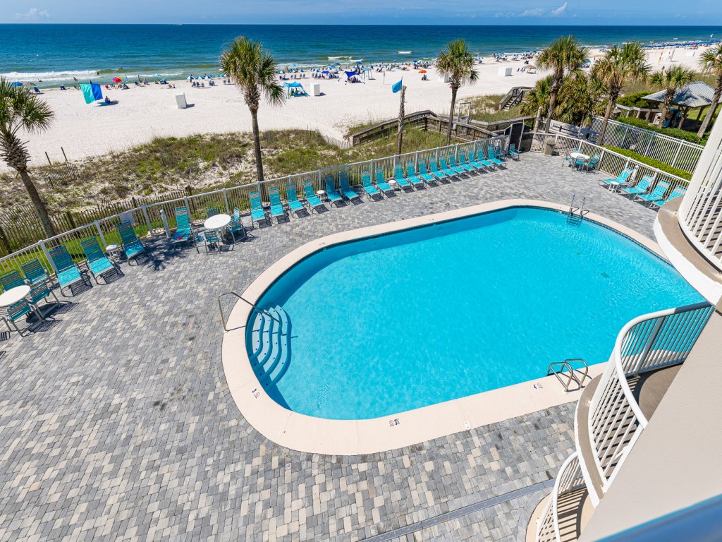 Tradewinds 203 Vacation Rental in Orange Beach - RedAwning