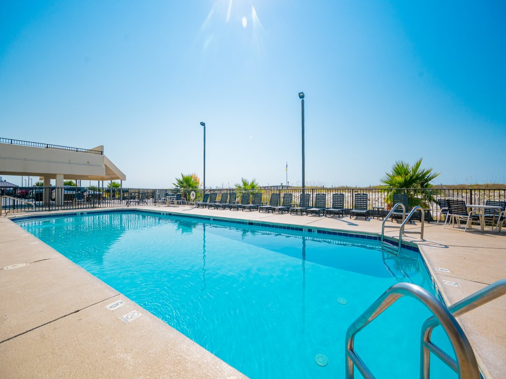 Island Winds West 679 Vacation Rental in Gulf Shores - RedAwning