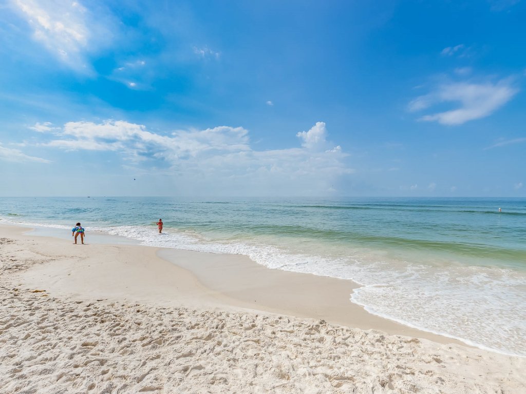 Island Winds West 679 Vacation Rental in Gulf Shores - RedAwning