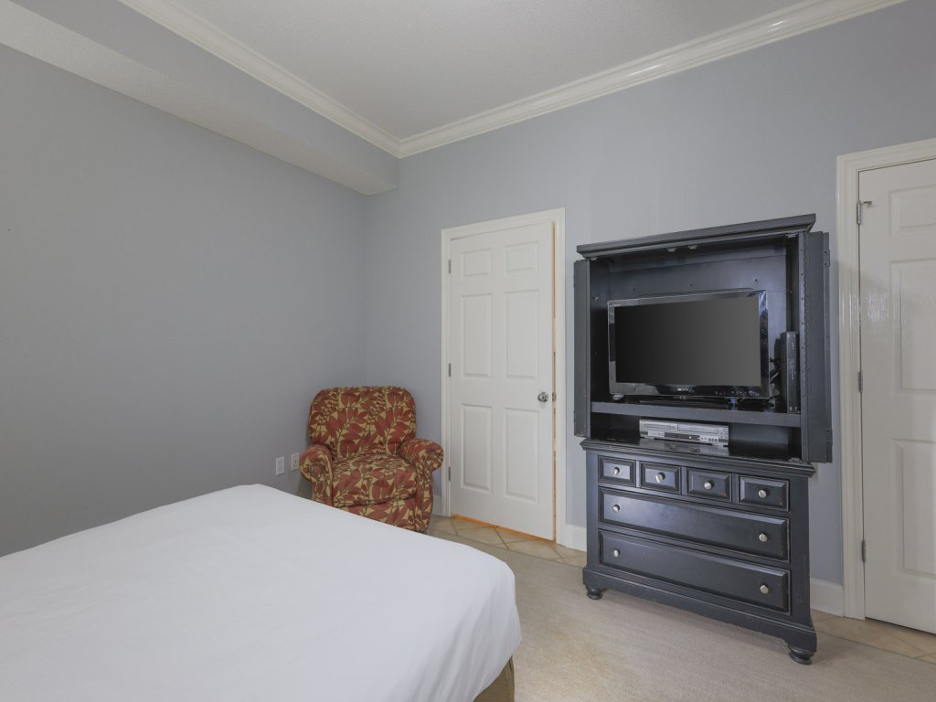 Phoenix on the Bay 1111 Vacation Rental in Orange Beach - RedAwning