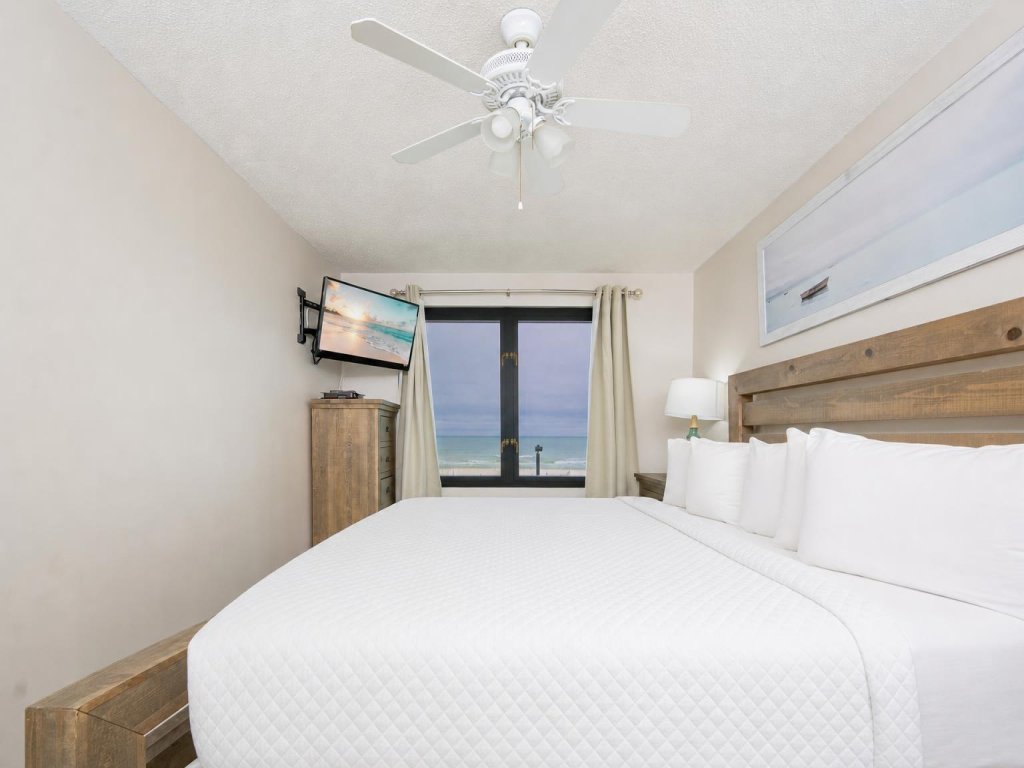Island Winds West 2723-4 Vacation Rental in Gulf Shores - RedAwning