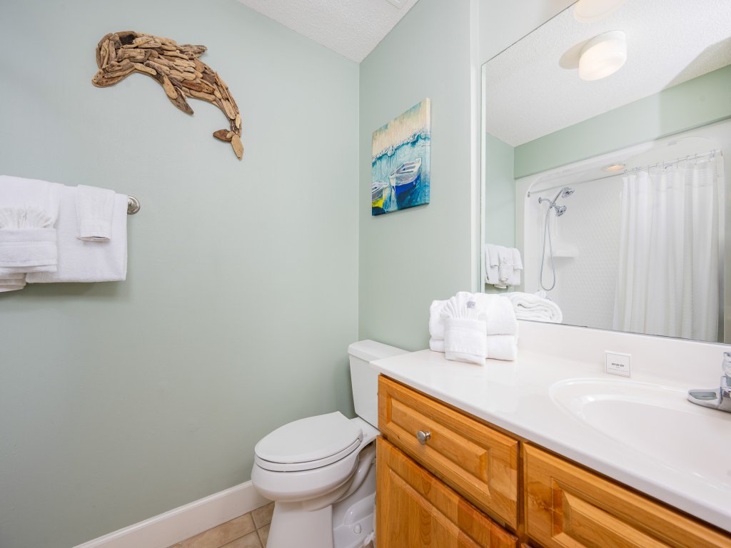 Phoenix on the Bay 1429 Vacation Rental in Orange Beach - RedAwning