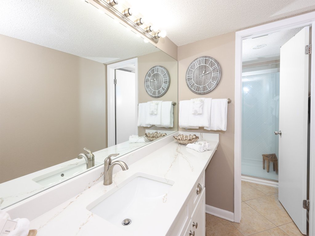 Phoenix East 2 - 2074 Vacation Rental in Orange Beach - RedAwning