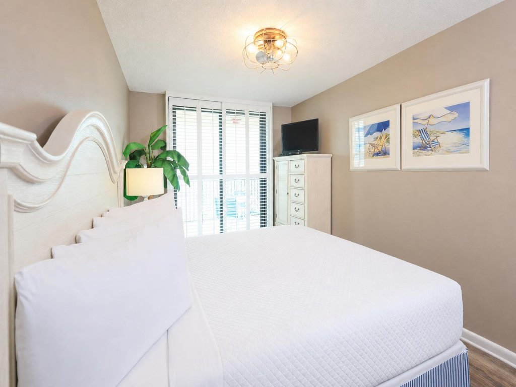 Phoenix East 2 - 2074 Vacation Rental in Orange Beach - RedAwning