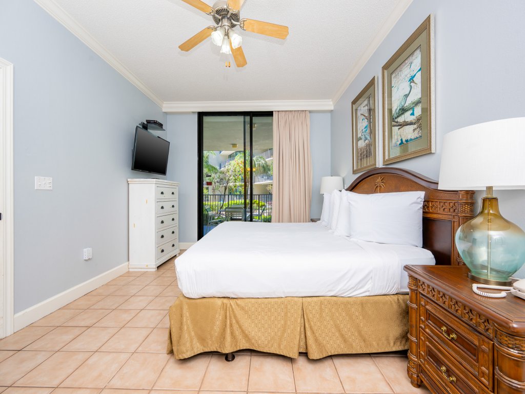 Phoenix on the Bay 1122 Vacation Rental in Orange Beach - RedAwning