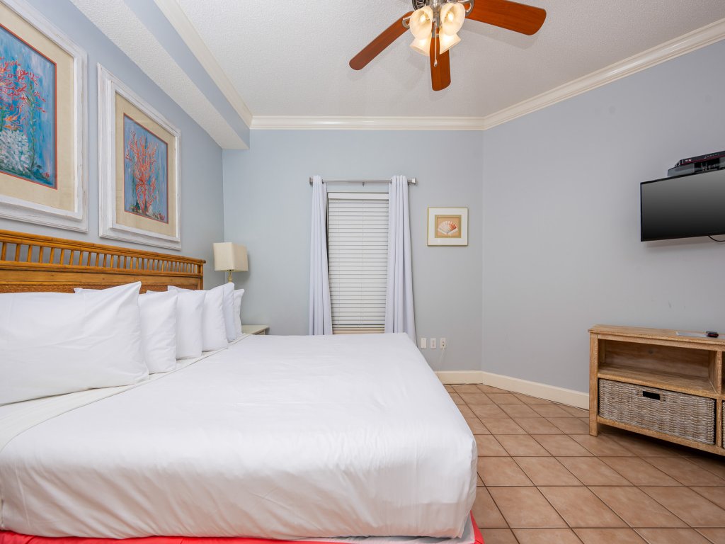 Phoenix on the Bay 1122 Vacation Rental in Orange Beach - RedAwning