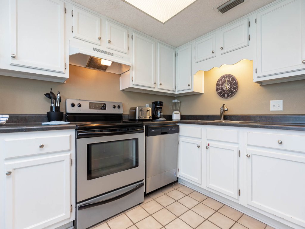Phoenix I 1124 Vacation Rental in Orange Beach - RedAwning