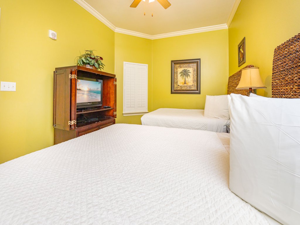 Phoenix West 2604 Vacation Rental in Orange Beach - RedAwning