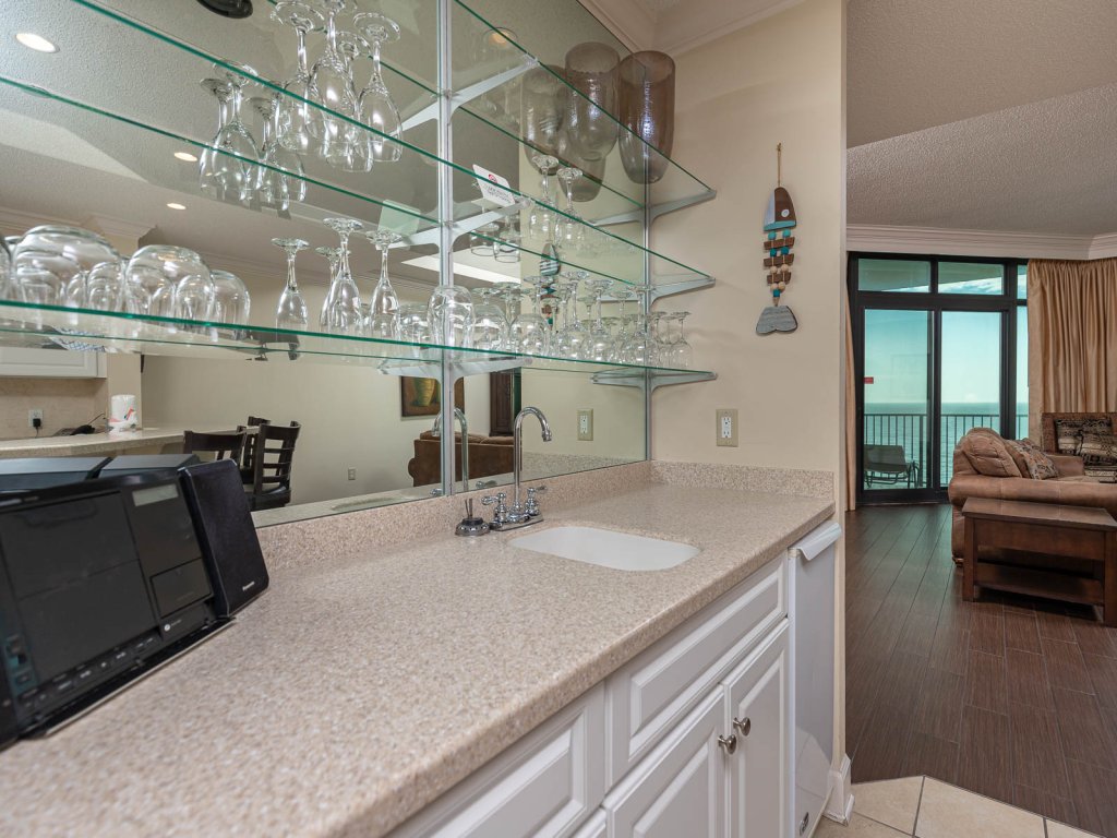 Phoenix West 1007 Vacation Rental in Orange Beach - RedAwning