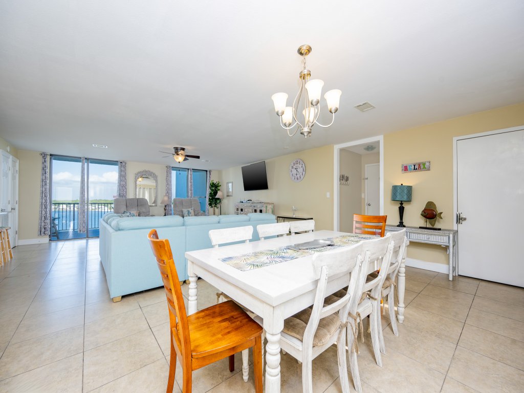 Gulf Shores Surf & Racquet 801A Vacation Rental in Gulf Shores - RedAwning