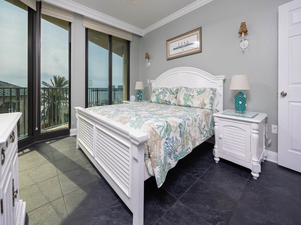 Phoenix on the Bay 1333 - Poseidon House Vacation Rental in Orange Beach - RedAwning