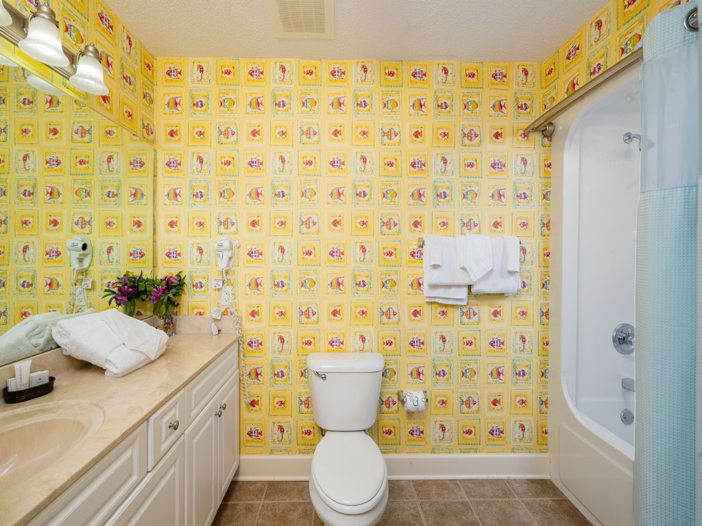 Phoenix West 2404 Vacation Rental in Orange Beach - RedAwning