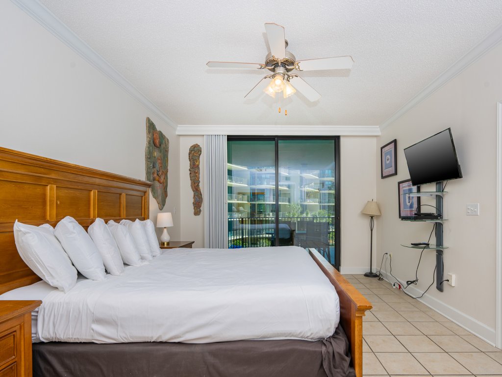 Phoenix on the Bay 1213 Vacation Rental in Orange Beach - RedAwning