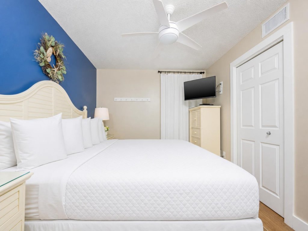 Phoenix IV 4072 Vacation Rental in Orange Beach - RedAwning
