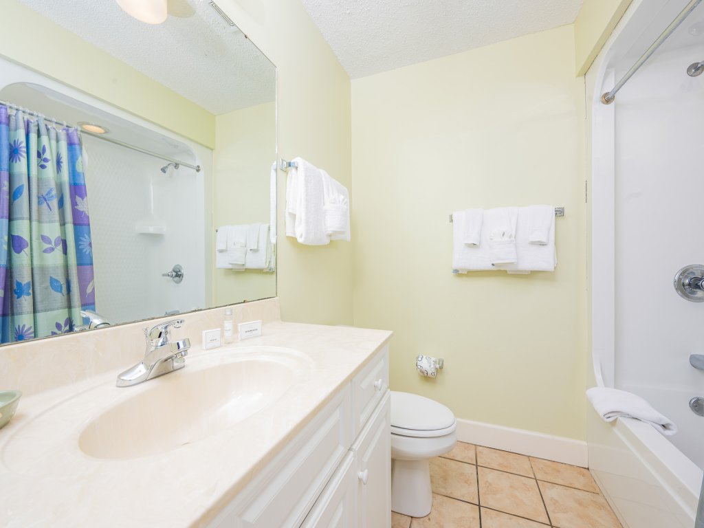 Phoenix on the Bay 1322 Vacation Rental in Orange Beach - RedAwning