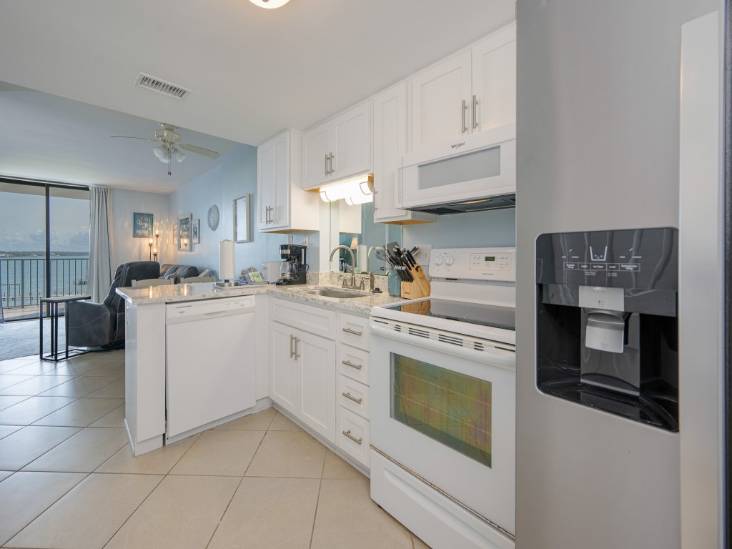 Gulf Shores Surf & Racquet 502B Vacation Rental in Gulf Shores - RedAwning