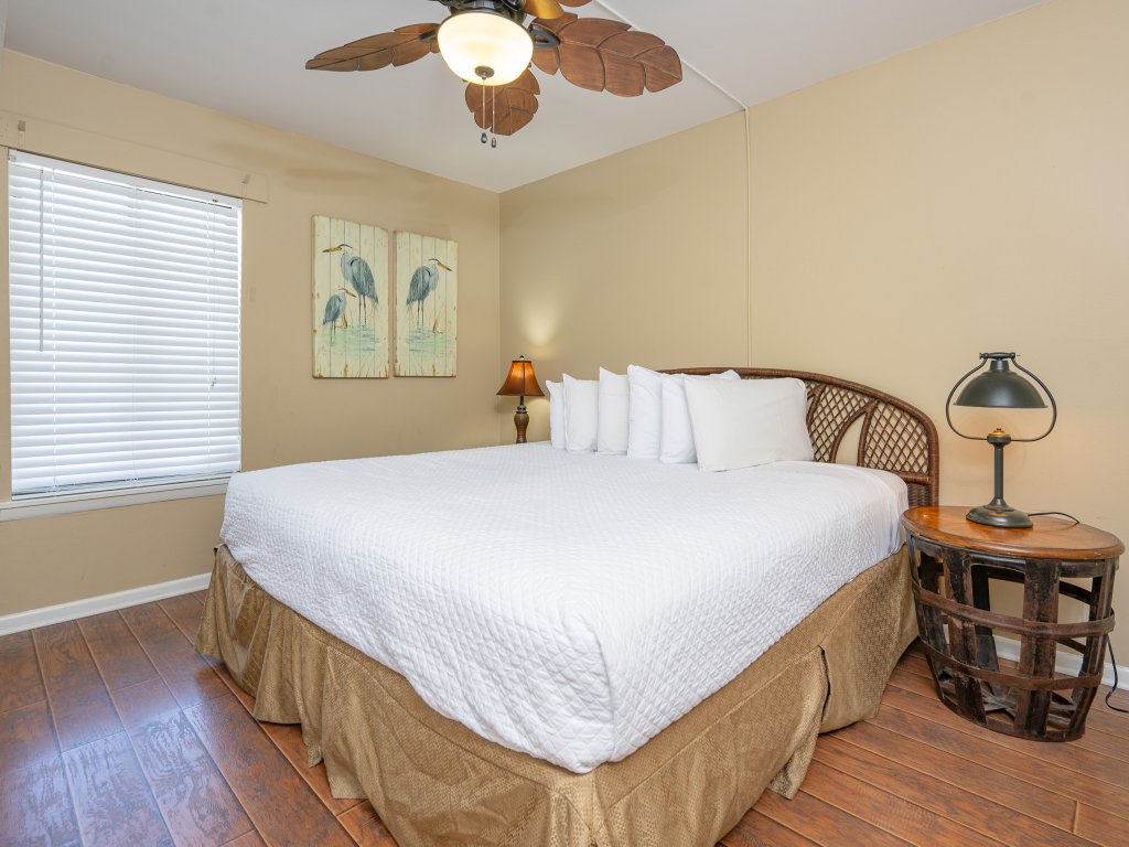 Breakers 43 Vacation Rental in Orange Beach - RedAwning