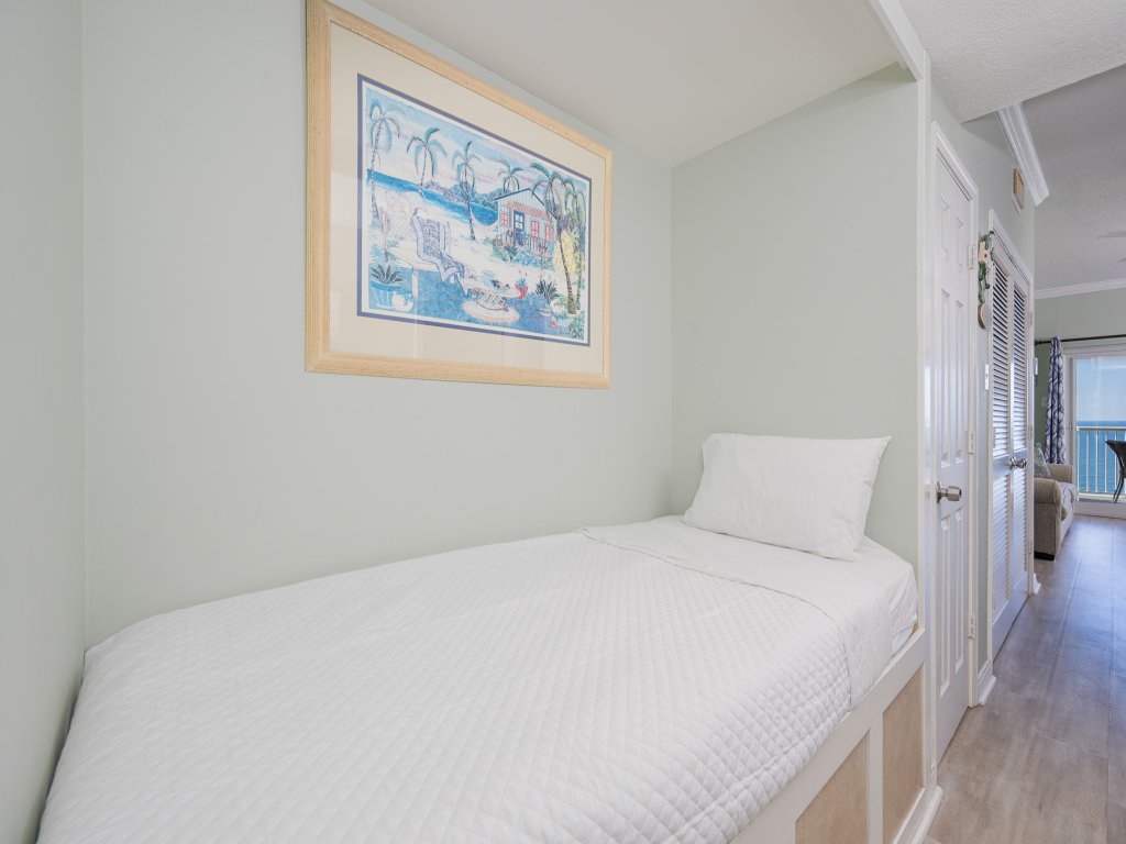 Royal Palms 1404 Vacation Rental in Gulf Shores - RedAwning
