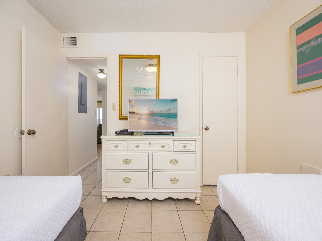 Driftwood Towers 6D Vacation Rental in Gulf Shores - RedAwning