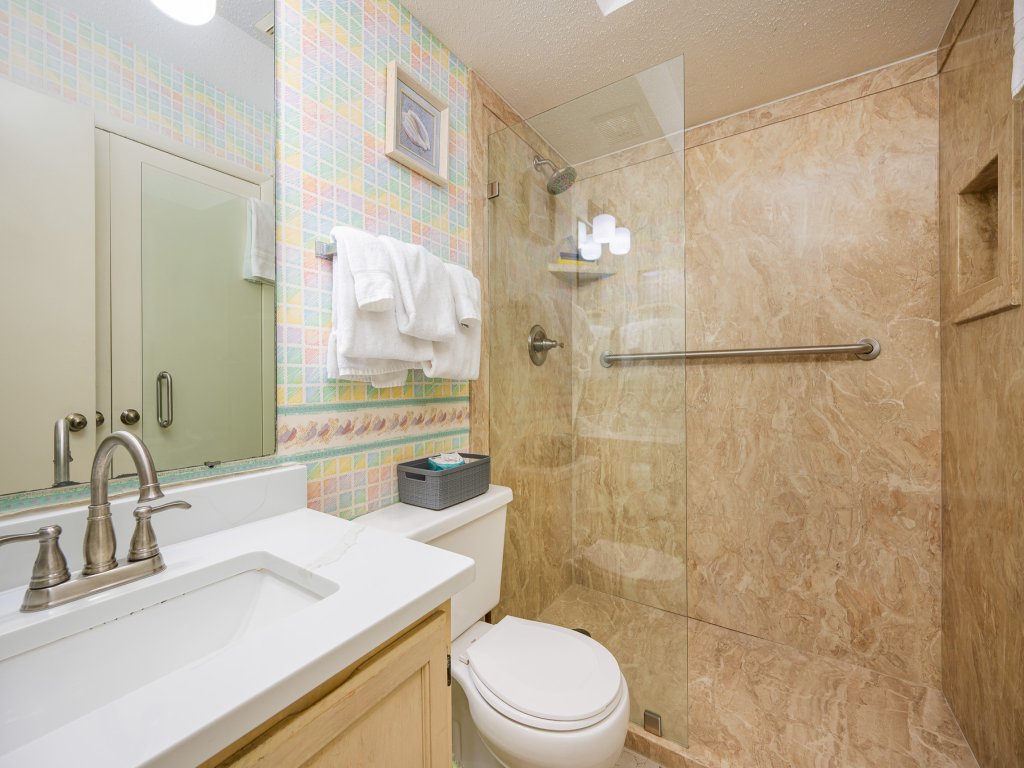Driftwood Towers 6D Vacation Rental in Gulf Shores - RedAwning