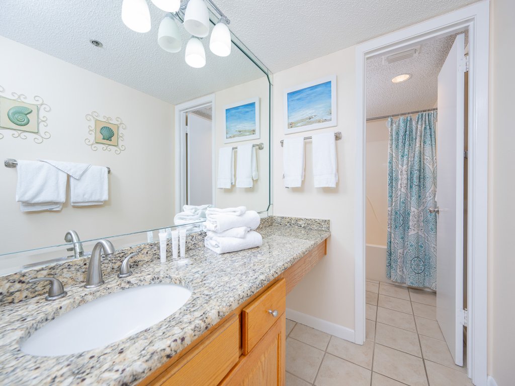 Phoenix East 704 Vacation Rental in Orange Beach - RedAwning