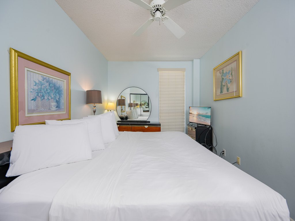 Pelican Pointe 1404 Vacation Rental in Orange Beach - RedAwning