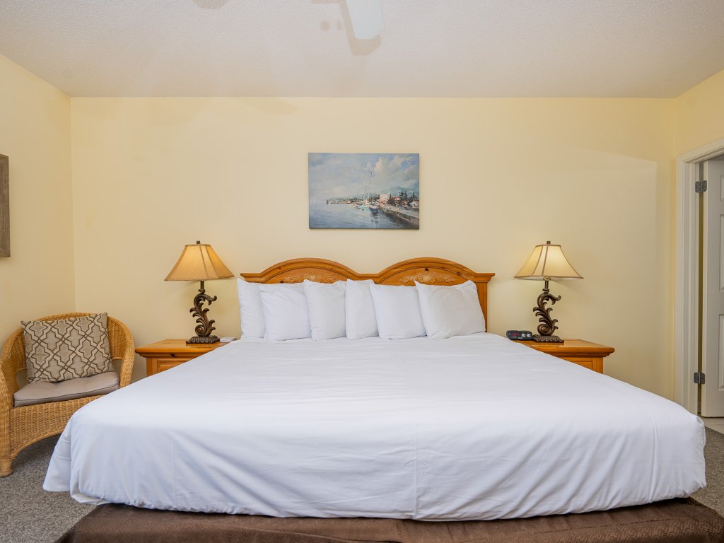 Phoenix X 1114 Vacation Rental in Orange Beach - RedAwning
