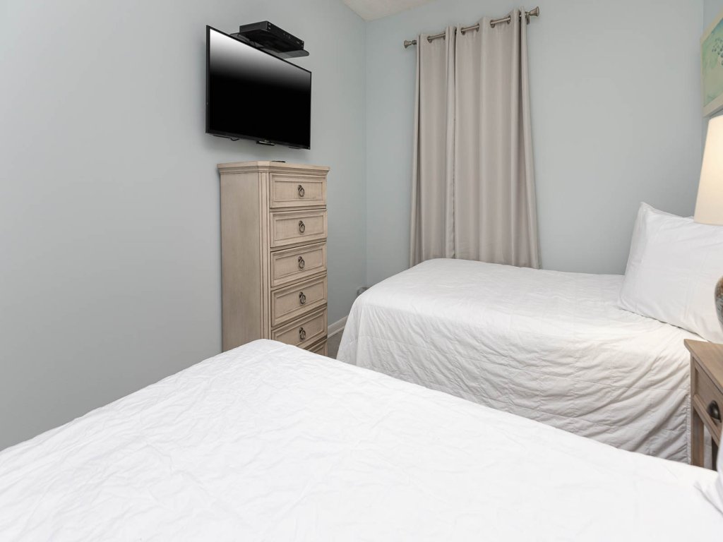 Phoenix East 1106 Vacation Rental in Orange Beach - RedAwning