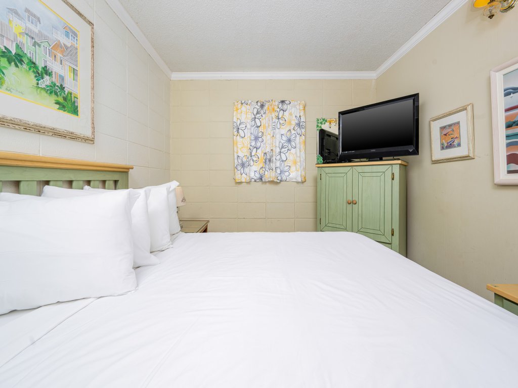 Gulf Village 204 Vacation Rental in Gulf Shores - RedAwning