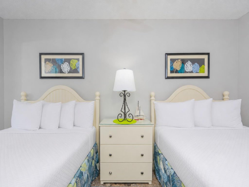 Island Winds West 380 Vacation Rental in Gulf Shores - RedAwning