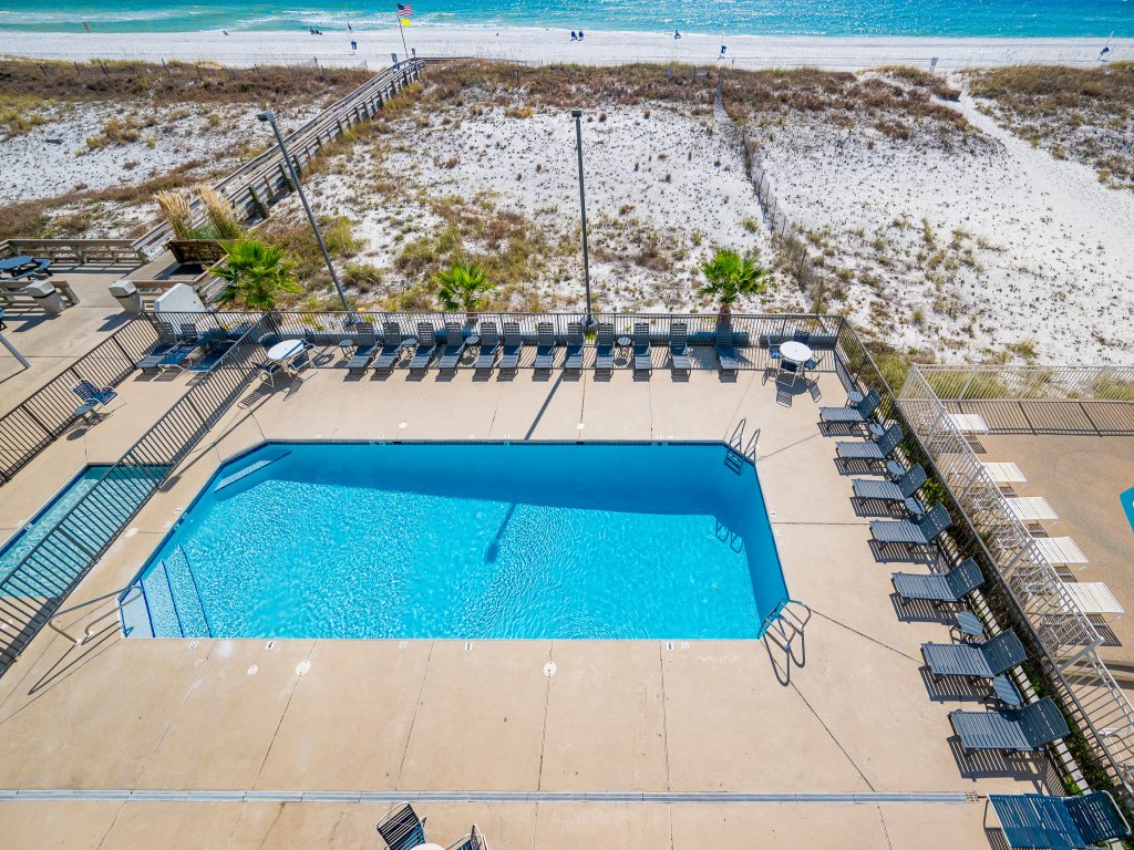 Island Winds West 380 Vacation Rental in Gulf Shores - RedAwning
