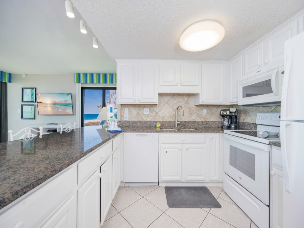 Island Winds West 380 Vacation Rental in Gulf Shores - RedAwning