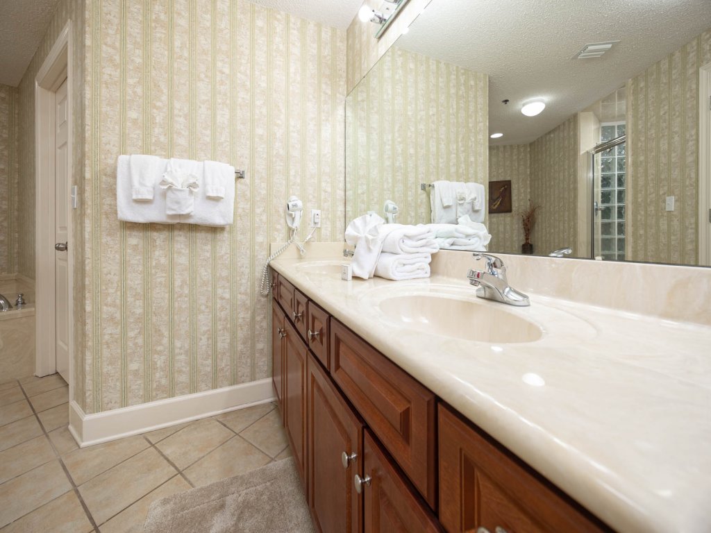 Lighthouse on the Bay 2311 Vacation Rental in Orange Beach - RedAwning