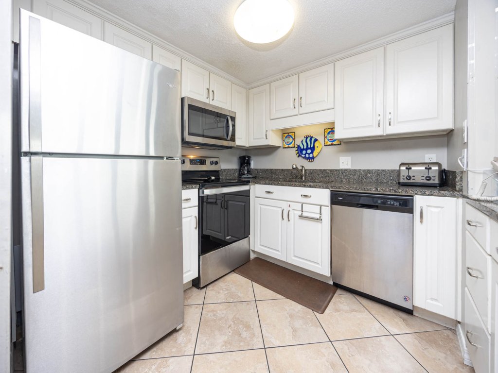 Island Winds East 301 Vacation Rental in Gulf Shores - RedAwning