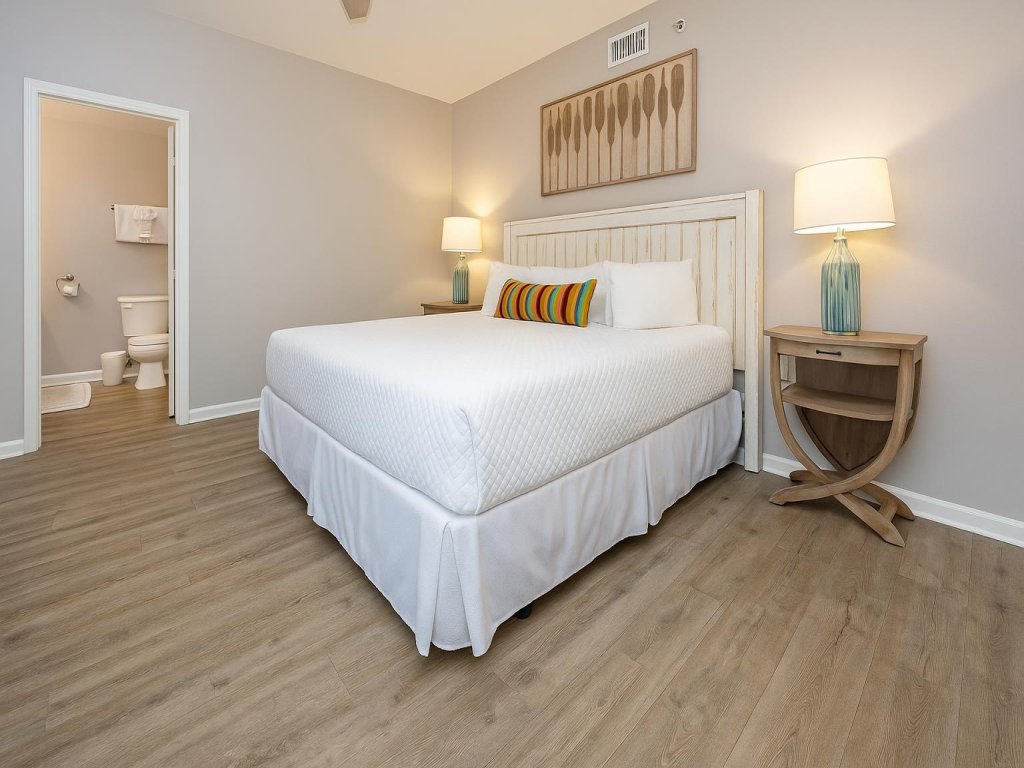 Phoenix East 1407 Vacation Rental in Orange Beach - RedAwning