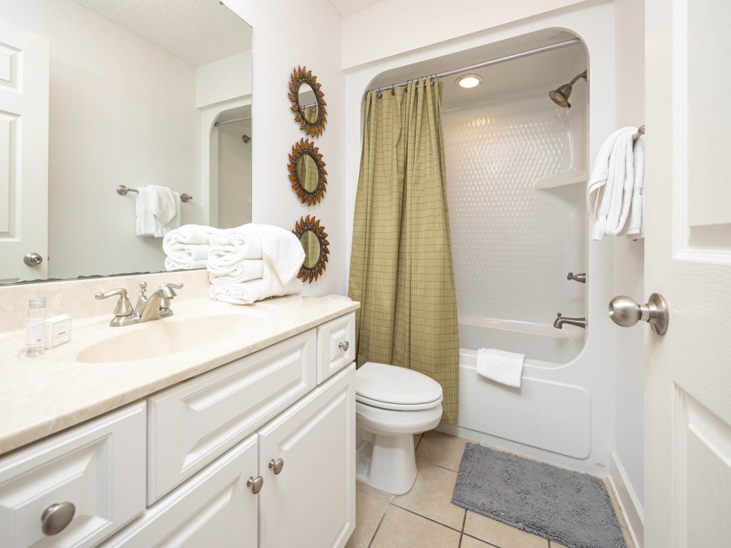 Phoenix West 1806 Vacation Rental in Orange Beach - RedAwning