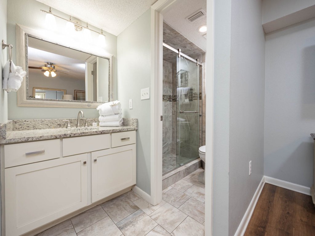 Phoenix IV 4001 Vacation Rental in Orange Beach - RedAwning