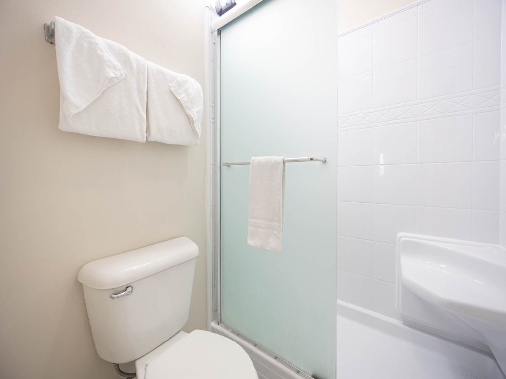 Phoenix VII 71504 Vacation Rental in Orange Beach - RedAwning