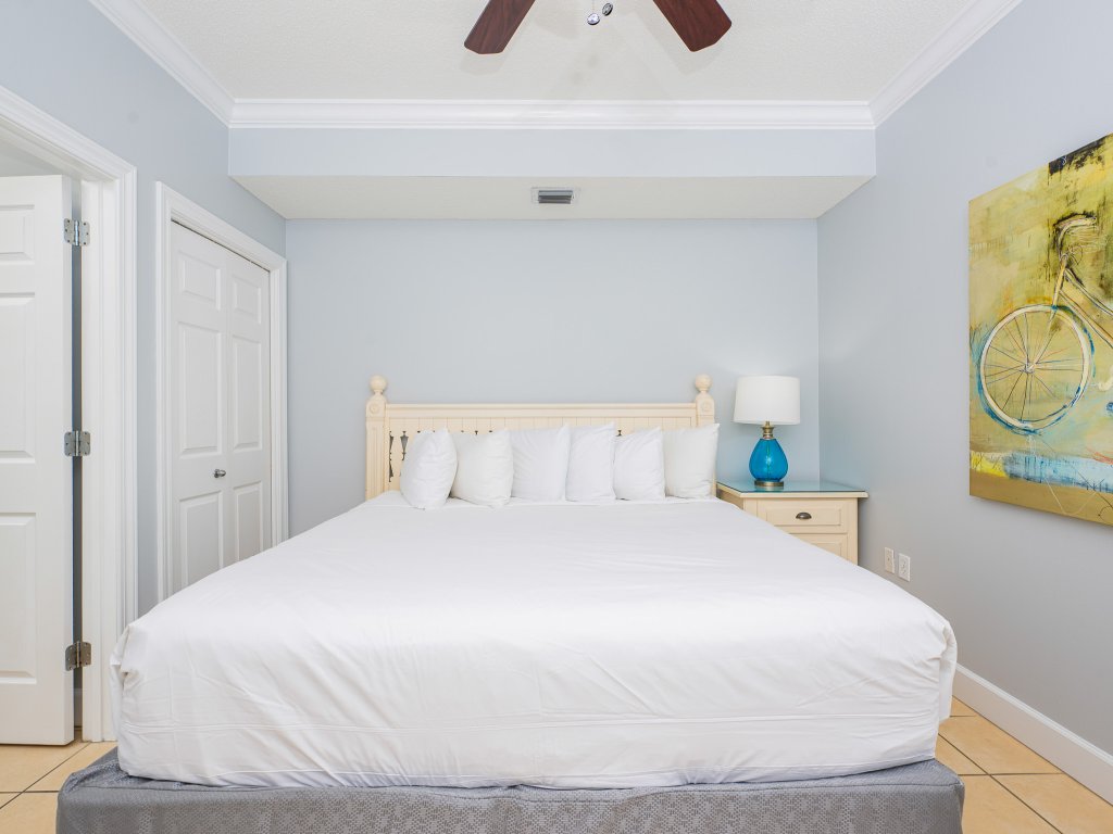 Phoenix on the Bay 1212 Vacation Rental in Orange Beach - RedAwning