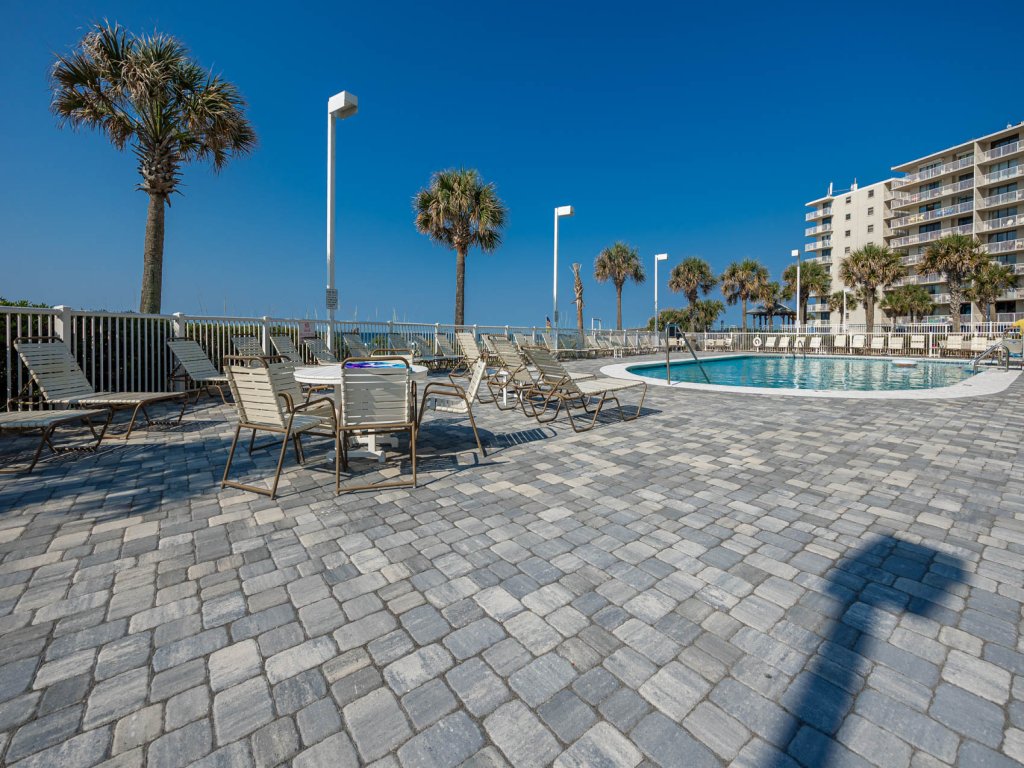 Tradewinds 706 Vacation Rental in Orange Beach - RedAwning