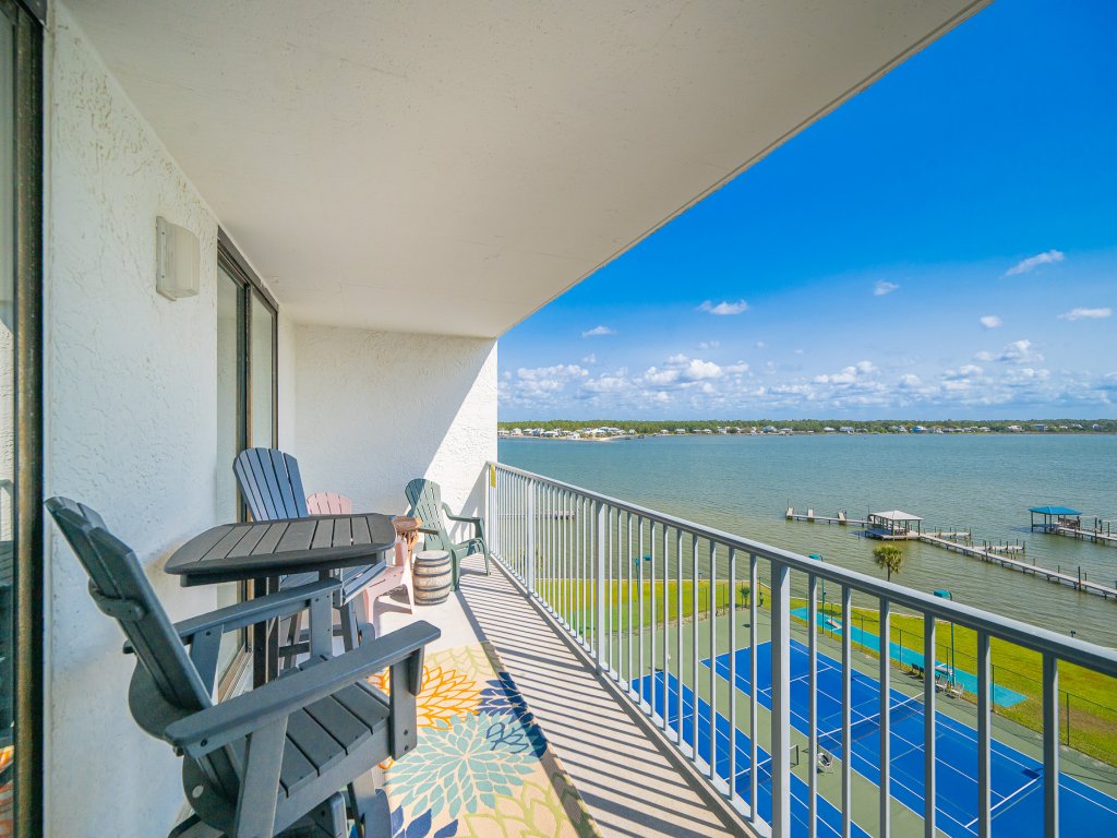 Gulf Shores Surf & Racquet 702B Vacation Rental in Gulf Shores - RedAwning