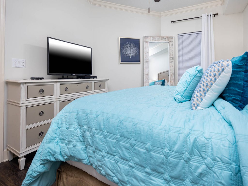 Phoenix on the Bay 1414 Vacation Rental in Orange Beach - RedAwning