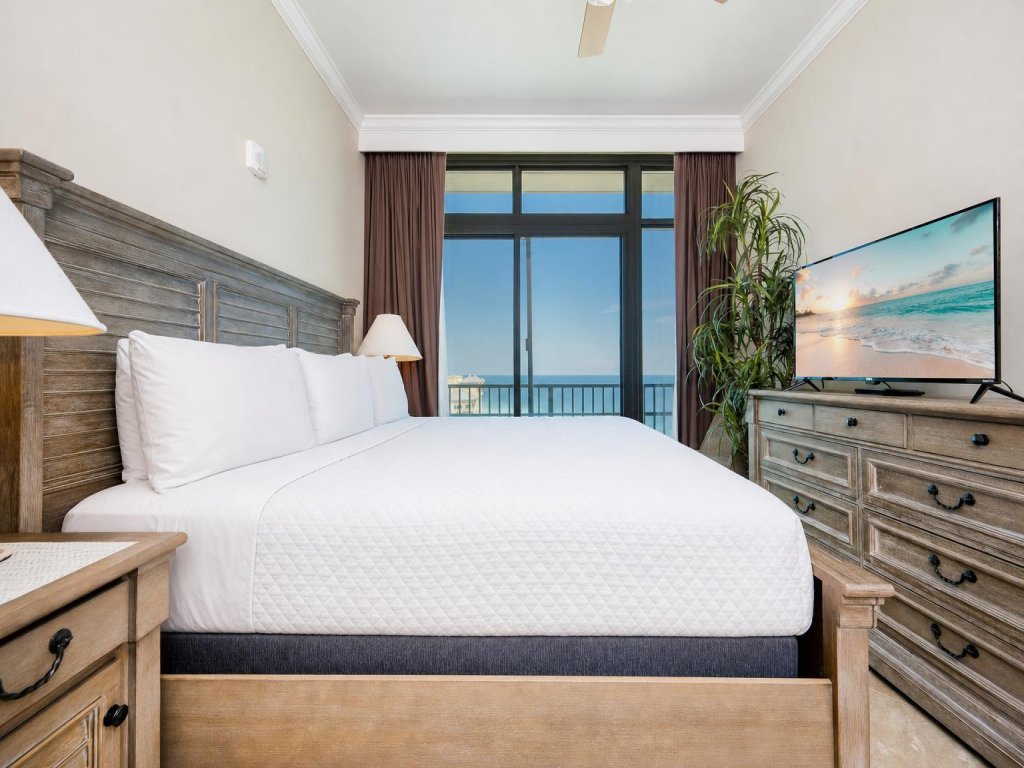 Phoenix West 2209 Vacation Rental in Orange Beach - RedAwning