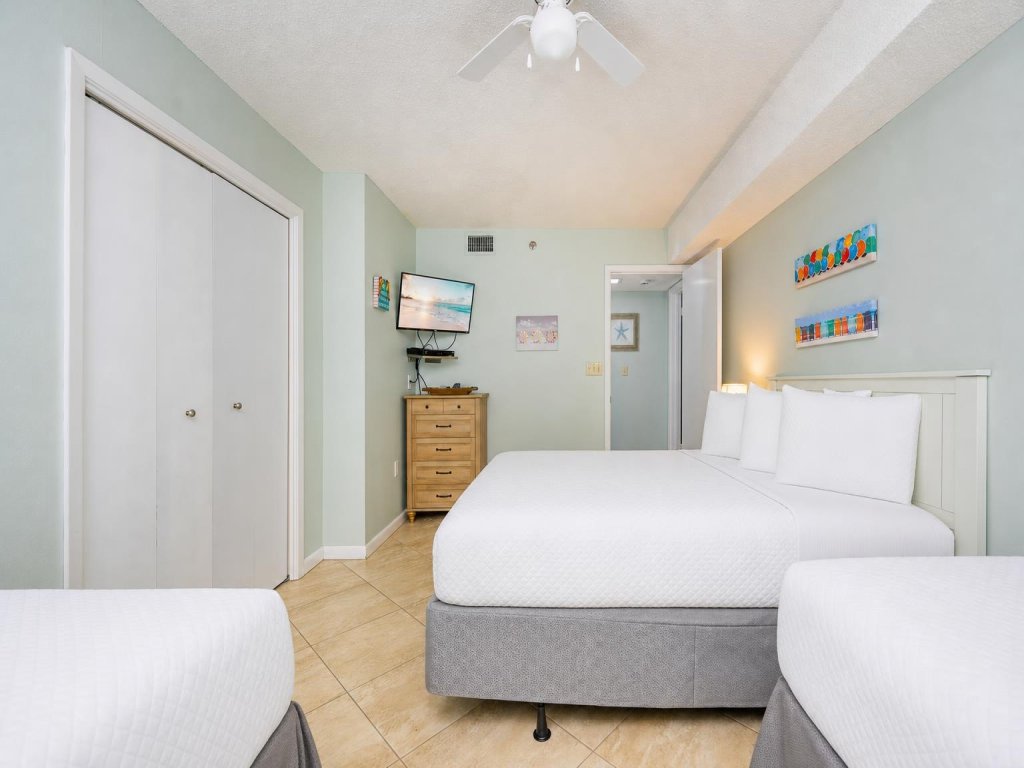 Phoenix East 211 Vacation Rental in Orange Beach - RedAwning