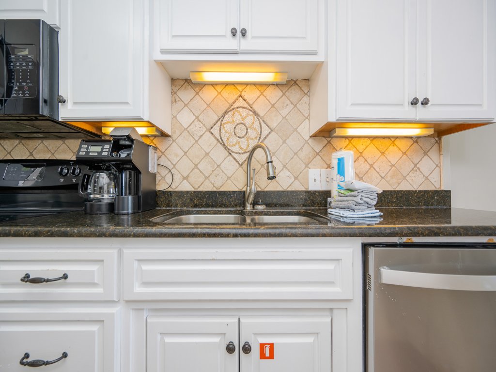 Surfside Shores 1804 Vacation Rental in Gulf Shores - RedAwning
