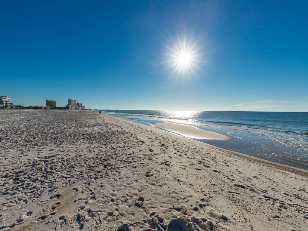 Island Winds East 309 Vacation Rental in Gulf Shores - RedAwning