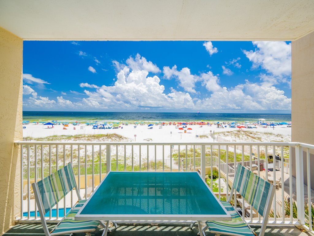 Clearwater 2D Vacation Rental in Gulf Shores - RedAwning