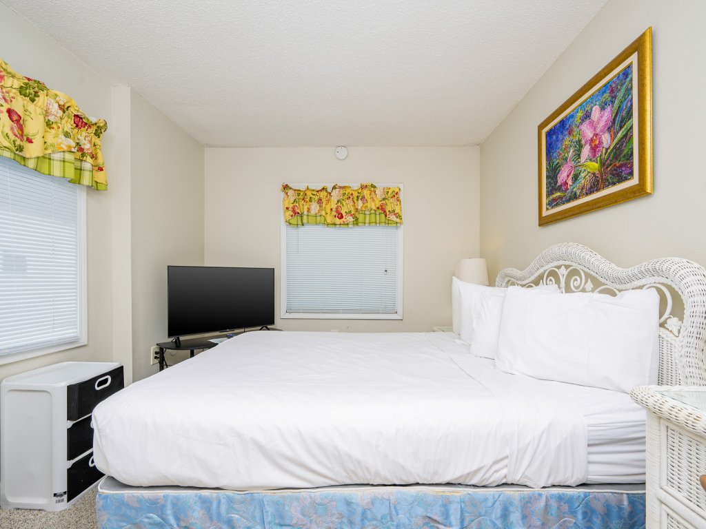 Clearwater 2D Vacation Rental in Gulf Shores - RedAwning