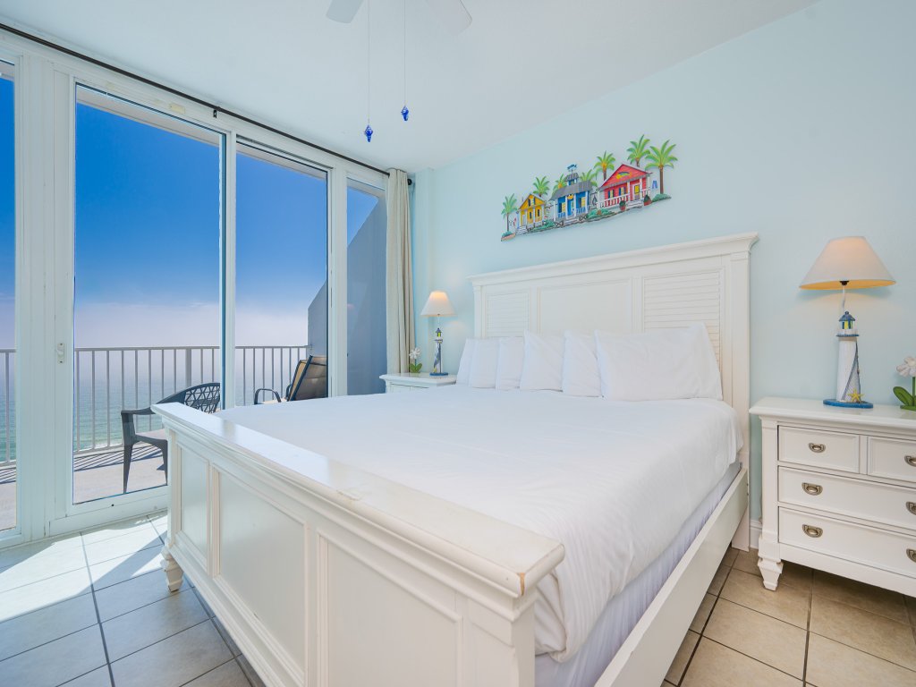 Lighthouse 1417 Vacation Rental in Gulf Shores - RedAwning