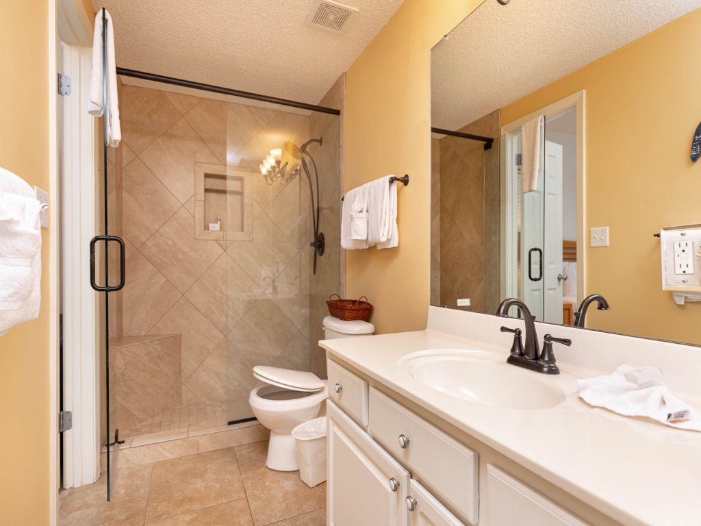 Phoenix X 410 Vacation Rental in Orange Beach - RedAwning